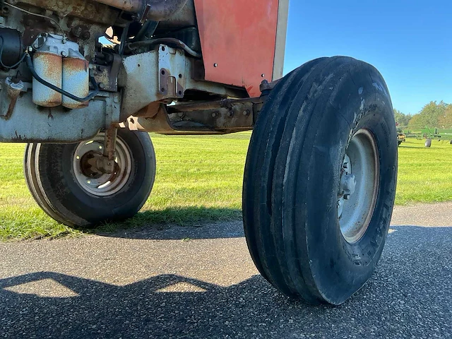 1977 massey ferguson 1155 tweewielaangedreven landbouwtractor - afbeelding 19 van  46