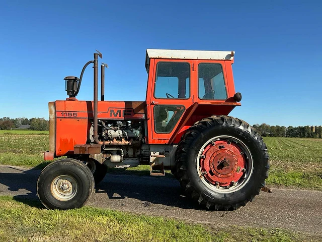 1977 massey ferguson 1155 tweewielaangedreven landbouwtractor - afbeelding 12 van  46