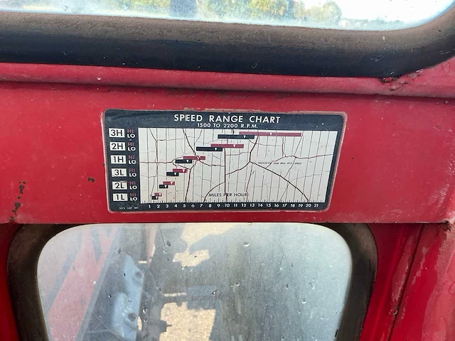 1977 massey ferguson 1155 tweewielaangedreven landbouwtractor - afbeelding 39 van  46