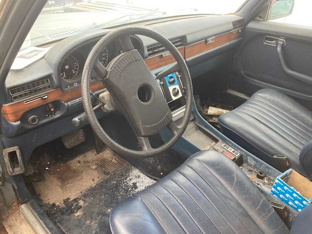 1977 mercedes-benz 450 se (w116) | german luxury saloon - afbeelding 29 van  45