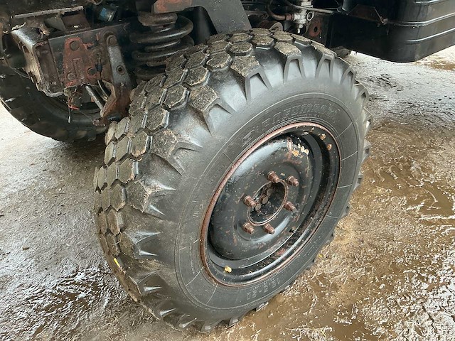 1977 mercedes benz unimog 406 vierwielaangedreven landbouwtractor - afbeelding 13 van  49