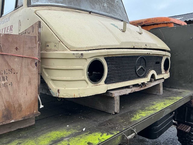 1977 mercedes benz unimog 406 vierwielaangedreven landbouwtractor - afbeelding 18 van  49
