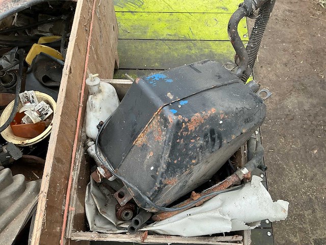 1977 mercedes benz unimog 406 vierwielaangedreven landbouwtractor - afbeelding 48 van  49