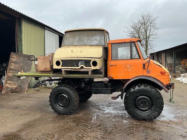 1977 mercedes benz unimog 406 vierwielaangedreven landbouwtractor - afbeelding 43 van  49