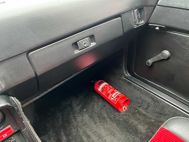 1977 porsche 924 personenauto - afbeelding 5 van  48