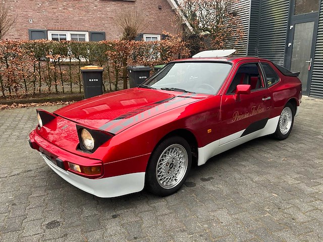 1977 porsche 924 personenauto - afbeelding 1 van  48