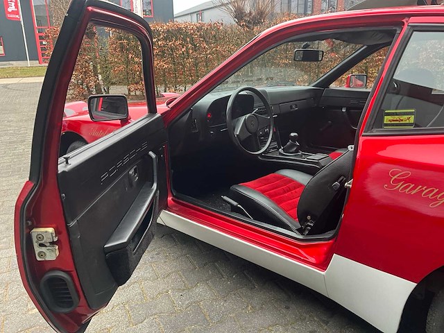 1977 porsche 924 personenauto - afbeelding 48 van  48