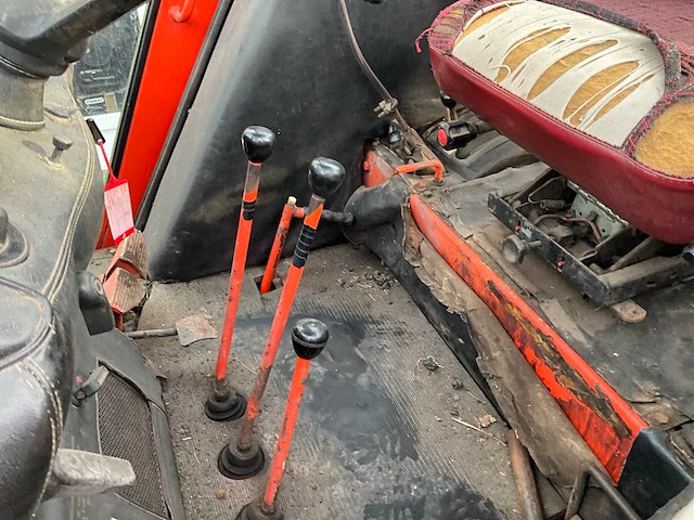 1977 renault 891-4 tracto-control oldtimer tractor - afbeelding 2 van  31