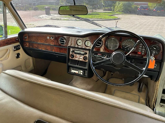 1977 rolls-royce silver shadow 6.8 saloon type ll oldtimer - afbeelding 10 van  18