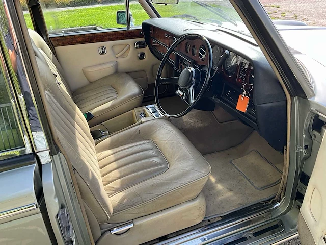 1977 rolls-royce silver shadow 6.8 saloon type ll oldtimer - afbeelding 18 van  50