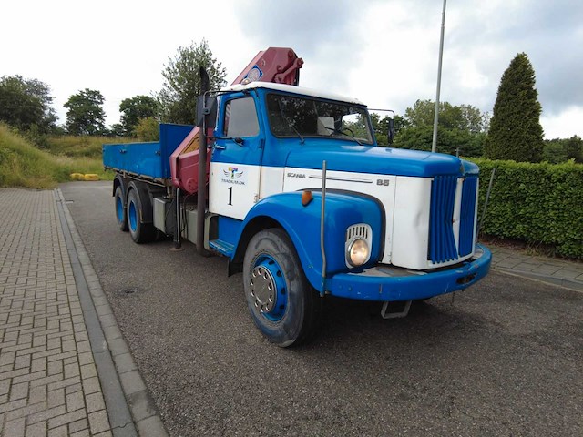 1977 scania 86 ls86s50 6x2 3-zijdige kipper met hmf 1110 laadkraan - afbeelding 7 van  14