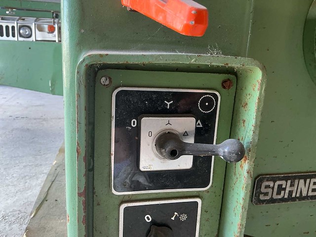 1977 schneider fk-1 formaatcirkelzaagmachine - afbeelding 9 van  9
