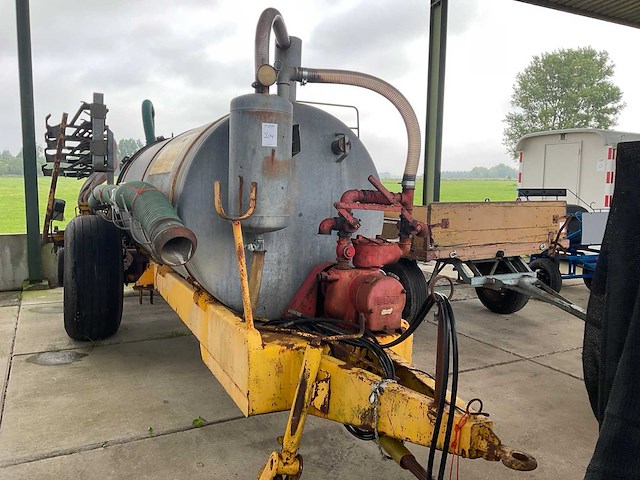 1977 veenhuis 4200 mesttank met zodebemester - afbeelding 13 van  17