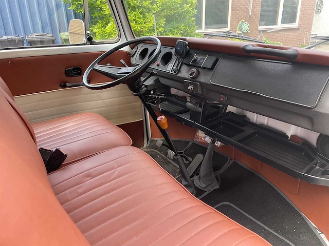 1977 volkswagen t2 camper | classic vw camper van - afbeelding 40 van  49