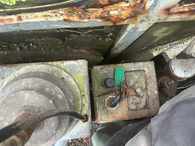 1978 atlas 1302e rupsgraafmachine - afbeelding 14 van  32