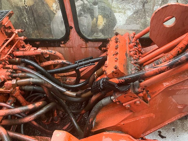 1978 atlas 1302e rupsgraafmachine - afbeelding 22 van  32