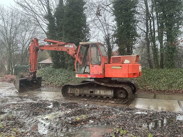 1978 atlas 1302e rupsgraafmachine - afbeelding 20 van  32