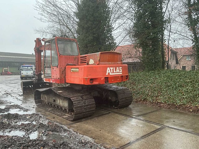 1978 atlas 1302e rupsgraafmachine - afbeelding 23 van  32