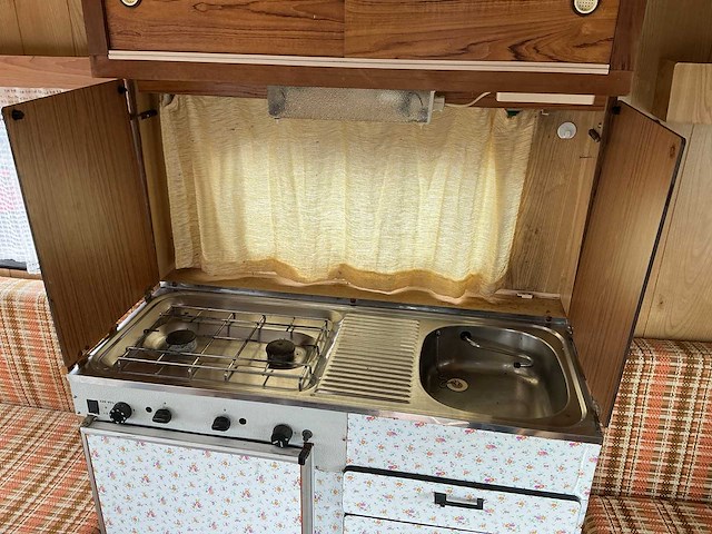 1978 chateau touring 320 caravan - afbeelding 12 van  13