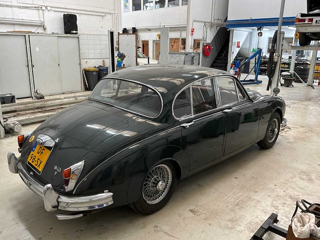 1978 daimler 250 v8 bw oldtimer - afbeelding 15 van  35