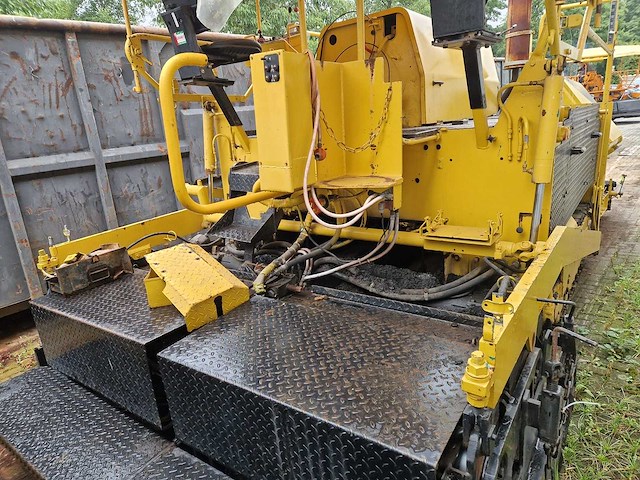 1978 hoes 15000-k asfalteermachine - afbeelding 7 van  22