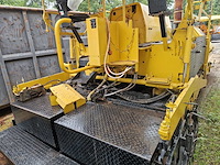 1978 hoes 15000-k asfalteermachine - afbeelding 7 van  22