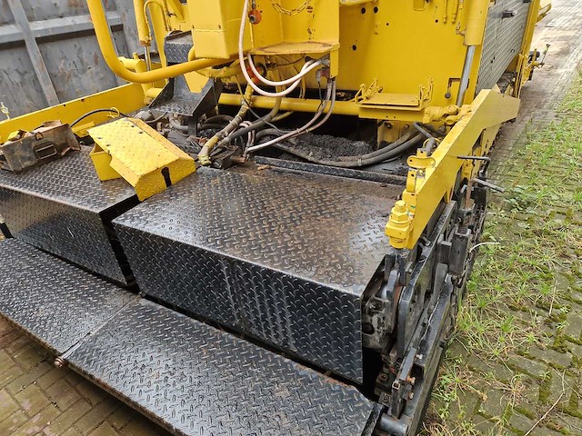 1978 hoes 15000-k asfalteermachine - afbeelding 8 van  22