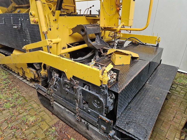 1978 hoes 15000-k asfalteermachine - afbeelding 1 van  22