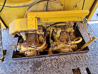 1978 hoes 15000-k asfalteermachine - afbeelding 13 van  22