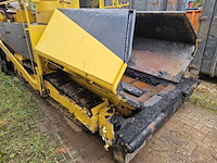 1978 hoes 15000-k asfalteermachine - afbeelding 16 van  22