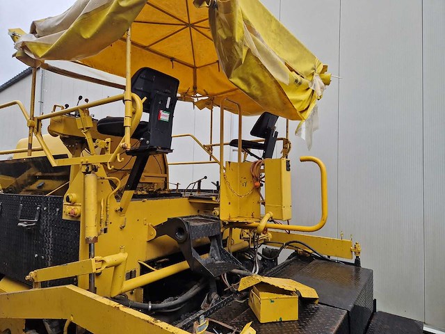 1978 hoes 15000-k asfalteermachine - afbeelding 20 van  22