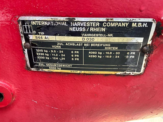 1978 international 844-s vierwielaangedreven landbouwtractor - afbeelding 8 van  26