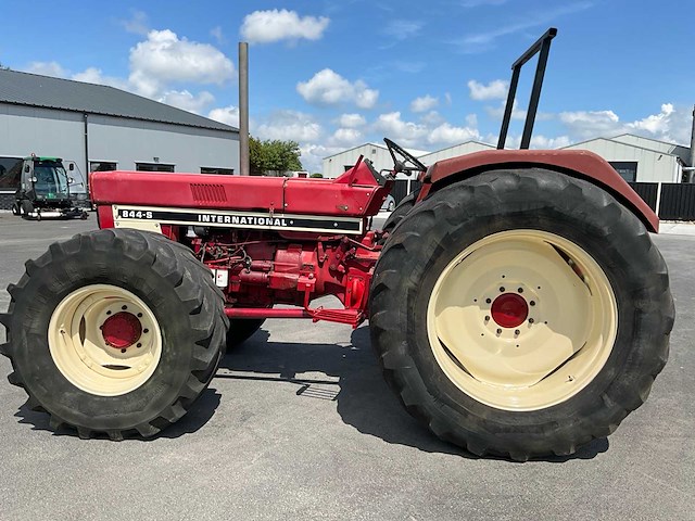 1978 international 844-s vierwielaangedreven landbouwtractor - afbeelding 25 van  26