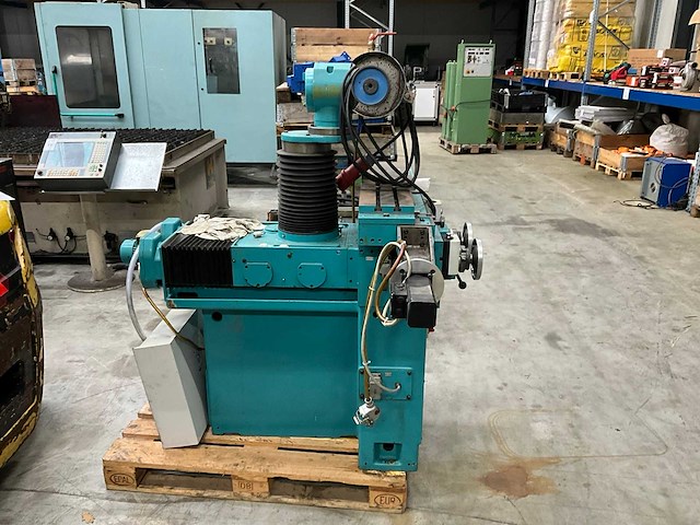 1978 montanwerke walter heliotronic 40 nc cnc gereedschapsslijpmachine - afbeelding 4 van  10