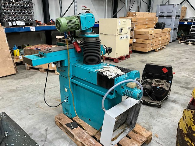 1978 montanwerke walter heliotronic 40 nc cnc gereedschapsslijpmachine - afbeelding 6 van  10