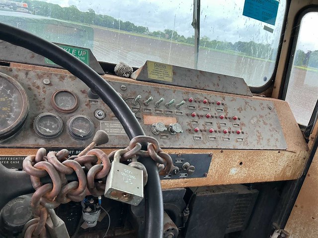 1978 oshkosh m911 legervoertuig - afbeelding 10 van  12