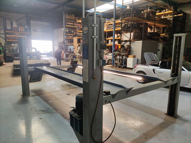 1978 ravaglioli kp 141 hefbrug - afbeelding 12 van  14