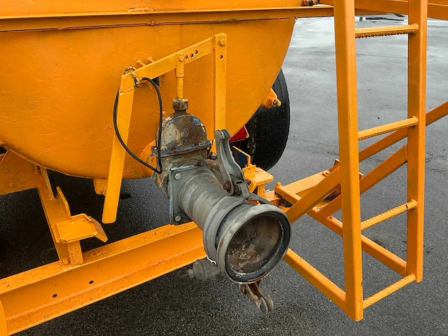 1978 veenhuis 4200 mesttank - afbeelding 3 van  15