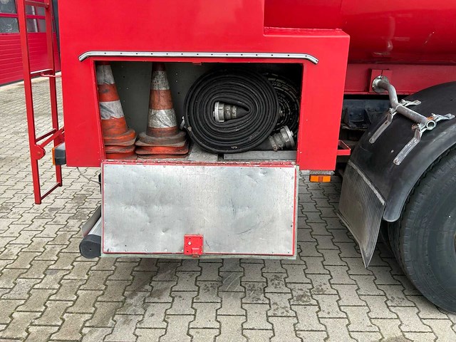 1978 volvo n1020 oldtimer brandweertankwagen - afbeelding 5 van  29