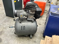 1979 atlas-copco airlet zuigercompressor met luchtketel - afbeelding 3 van  4