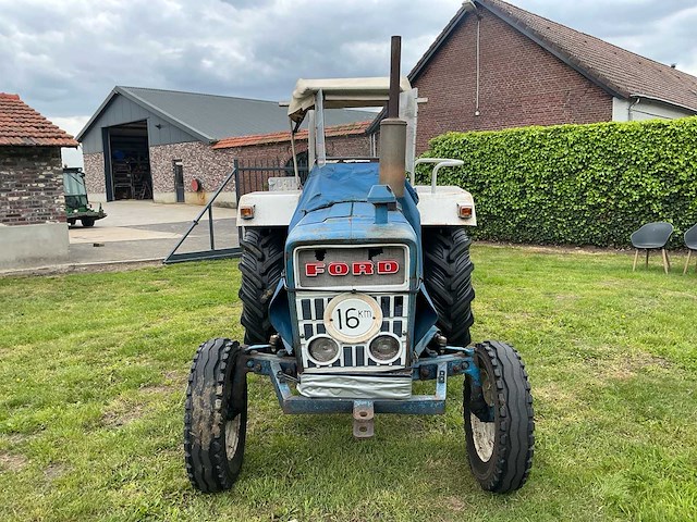 1979 ford 2000 - tweewielaangedreven landbouwtractor - afbeelding 13 van  18