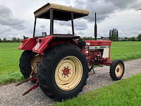 1979 international 1055 tweewielaangedreven landbouwtractor - afbeelding 8 van  13