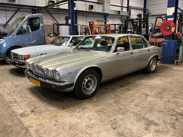 1979 jaguar xj 4.2 personenauto - afbeelding 1 van  25