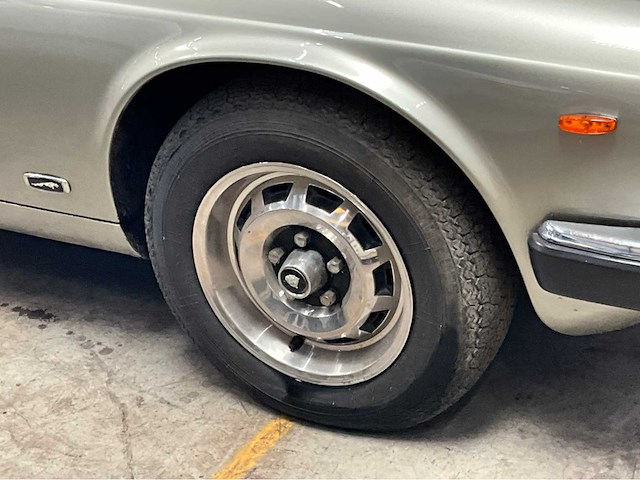 1979 jaguar xj 4.2 personenauto - afbeelding 15 van  25