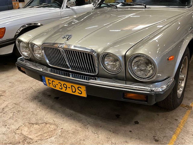 1979 jaguar xj 4.2 personenauto - afbeelding 23 van  25