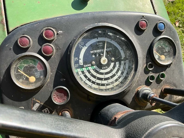 1979 john deere 1630ls oldtimer tractor - afbeelding 11 van  25