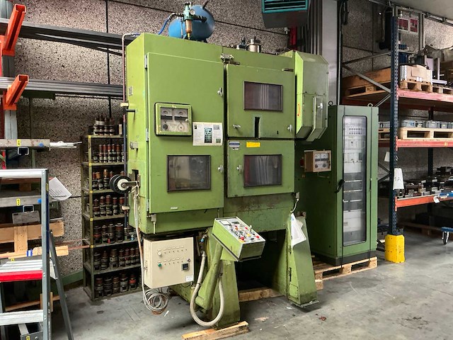 1979 kaiser 32t pers - afbeelding 1 van  21