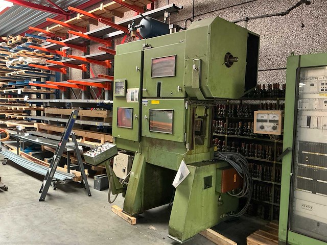 1979 kaiser 32t pers - afbeelding 15 van  21