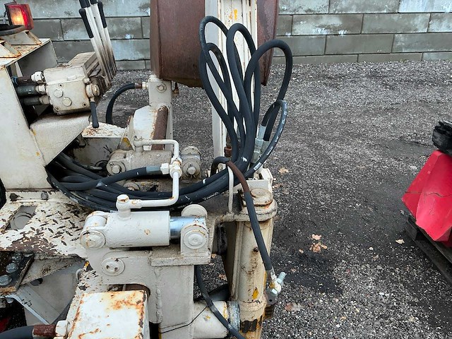 1979 manitou braud & faucheux 4rm 30g graaflaadmachine/heftruck - afbeelding 18 van  53
