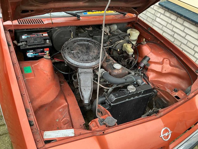 1979 opel manta s cc oldtimer - afbeelding 19 van  34
